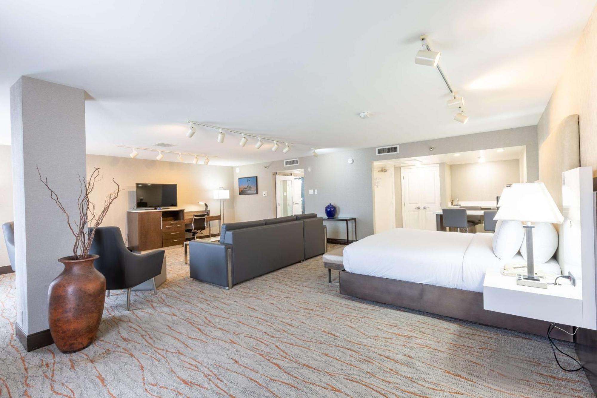 Doubletree By Hilton Dallas/Richardson Exteriör bild